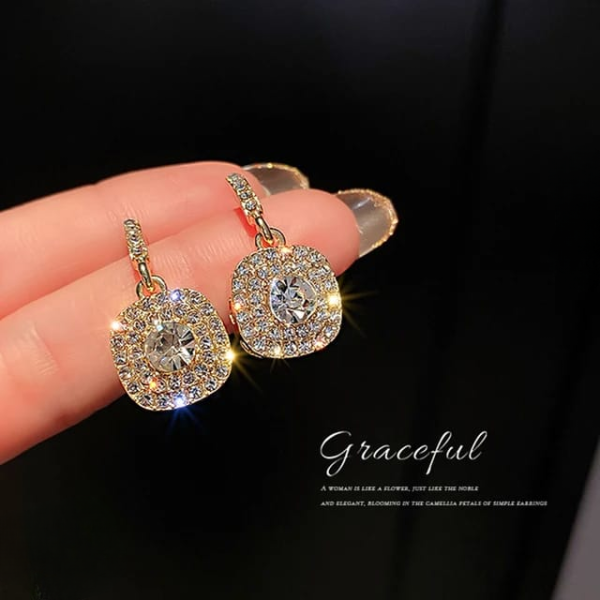 Crystal Dangle Earrings – Sparkling Jewelry for Girls