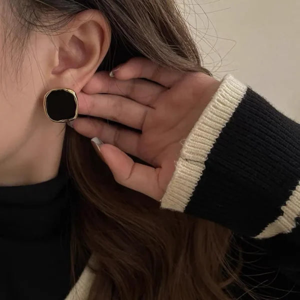 French Square Metallic Earrings – Vintage Geometric Studs