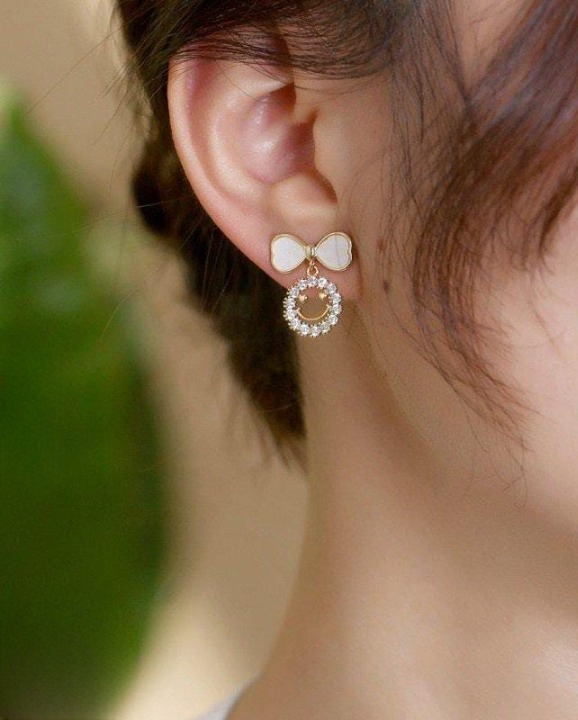 Smiley Face Zircon Korean Earrings – Bow & Crystal Design